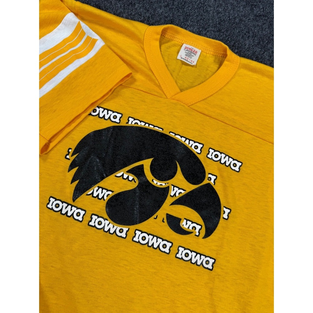 VTG Iowa Hawkeyes Football Jersey T Shirt Yellow Dodger USA L